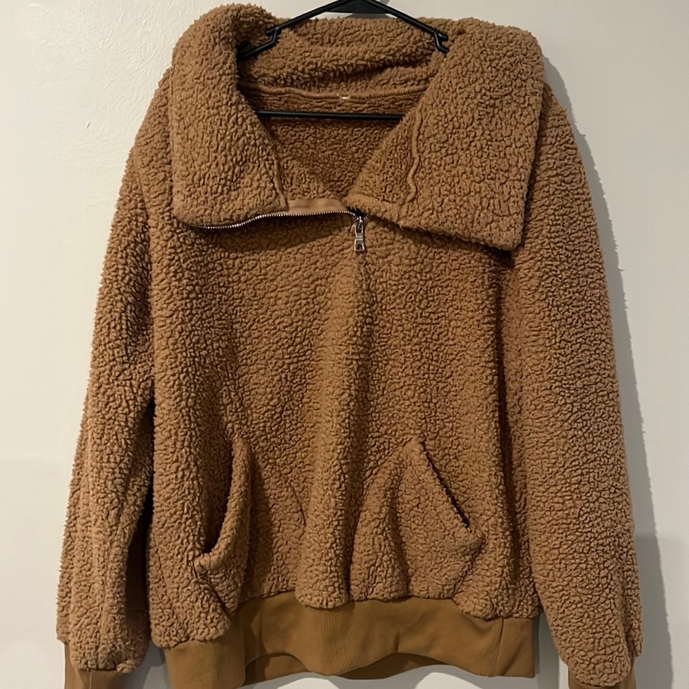 Sherpa teddy jacket. Size medium.